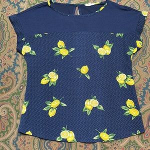 Mine lemons 🍋 delicate blouse keyhole buttoned back blue w/ yellow dots size S